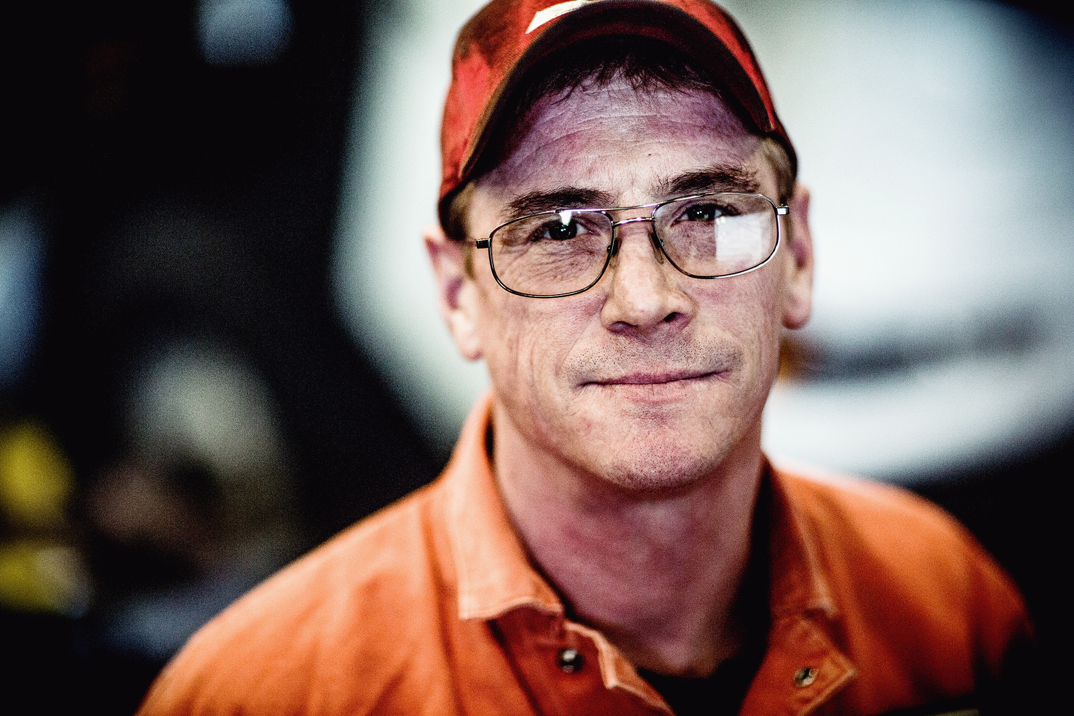 Mike Kane | Truck mechanic for Waste Management | Seattle documentary, editorial, and commercial photography