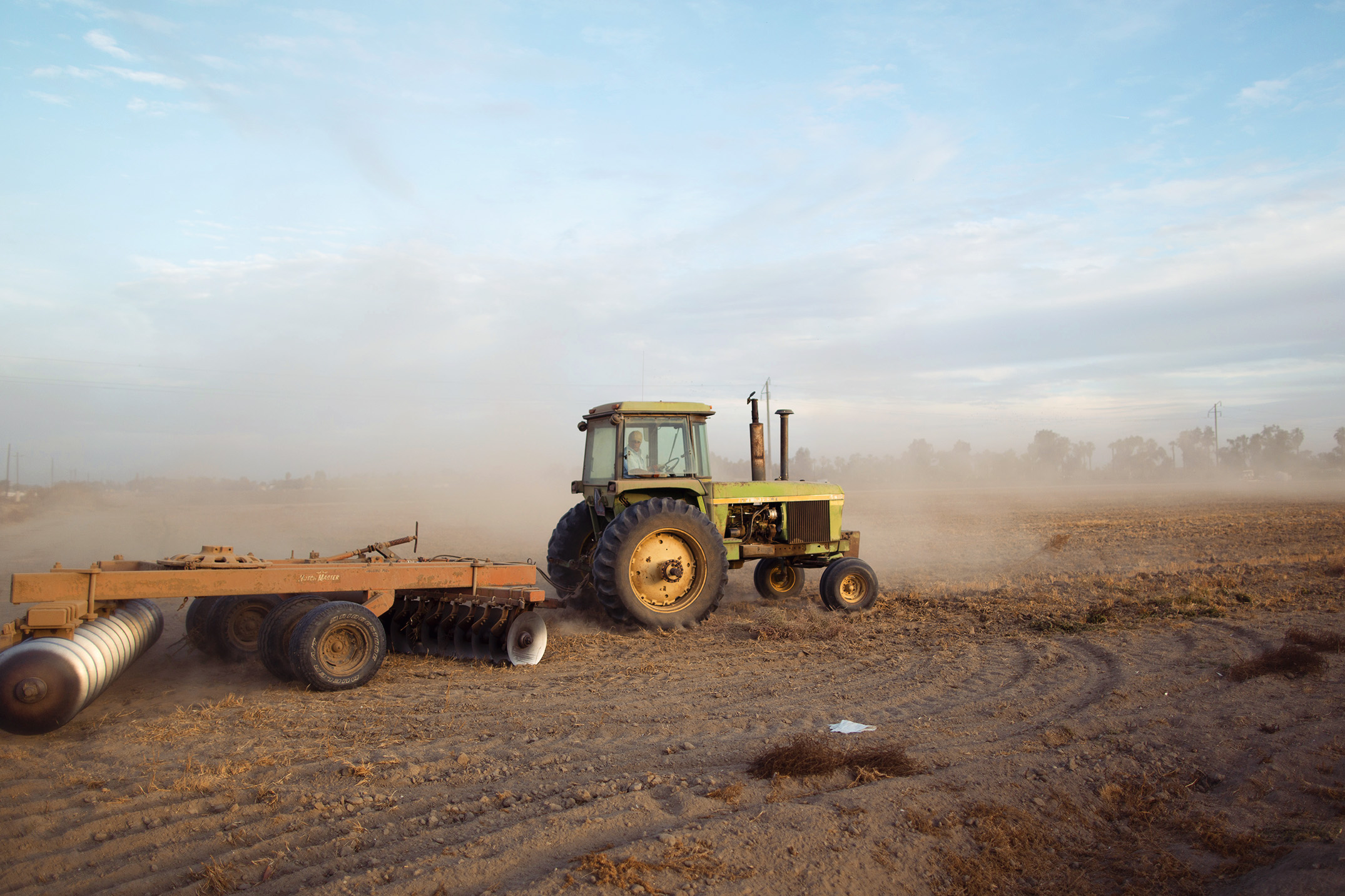 Mike Kane | Central Valley tractor | Seattle documentary, editorial, and commercial photography